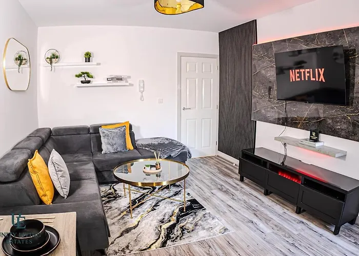 The Modern Suite 1Br Apartment Near Etihad Stadium & Coop Live